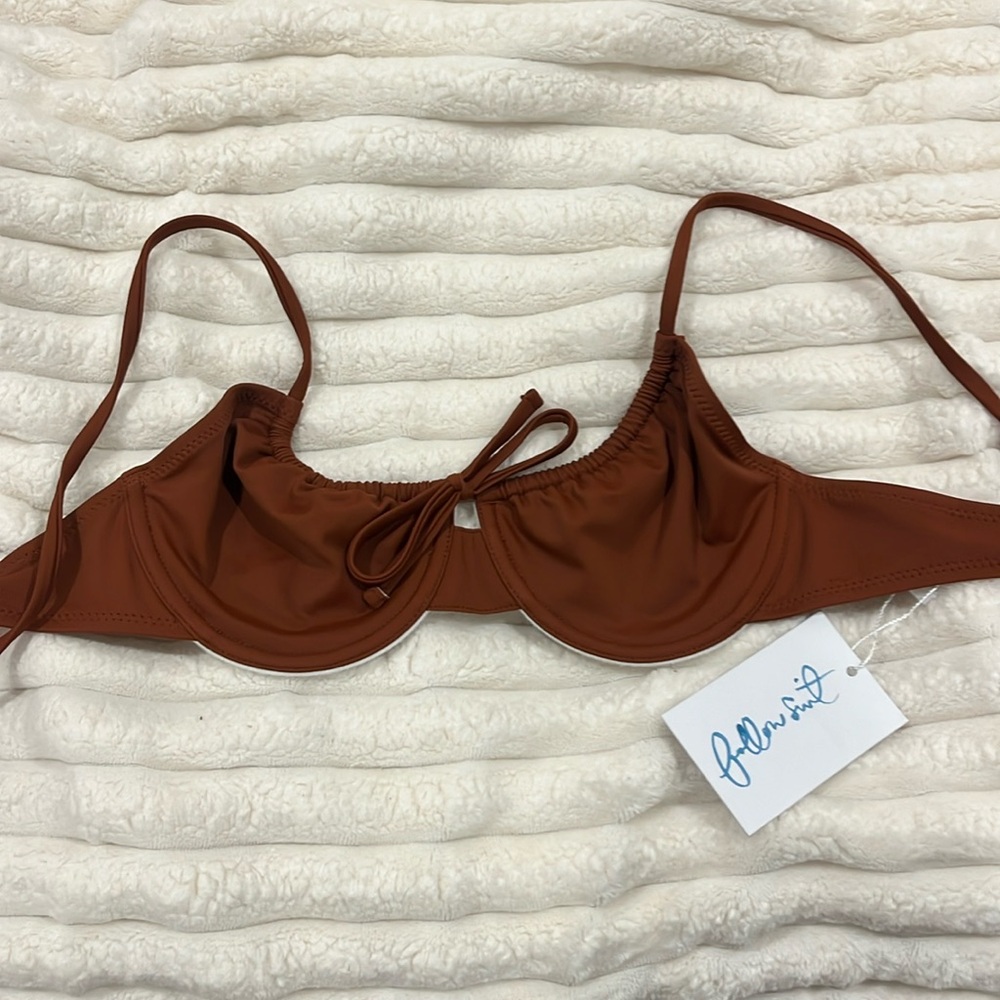 Follow Suit bathing suit top